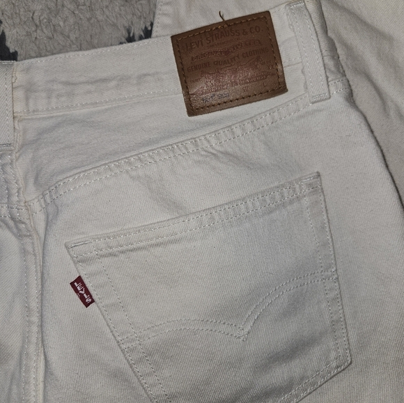 Levi's 501 Premium Denim 90's Button Fly Wider Leg Size 31/30 - Picture 2 of 7